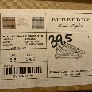 Burberry low top Sneakers, white size 9